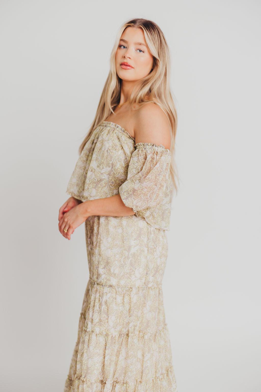 White floral off discount the shoulder maxi dress