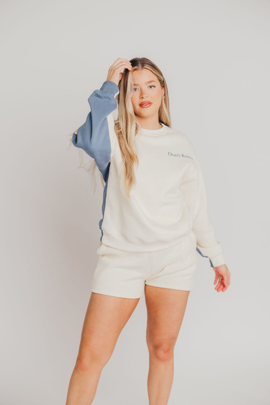 Blythe "Don't Know, Don't Care" Pullover in Cream/Vintage Blue