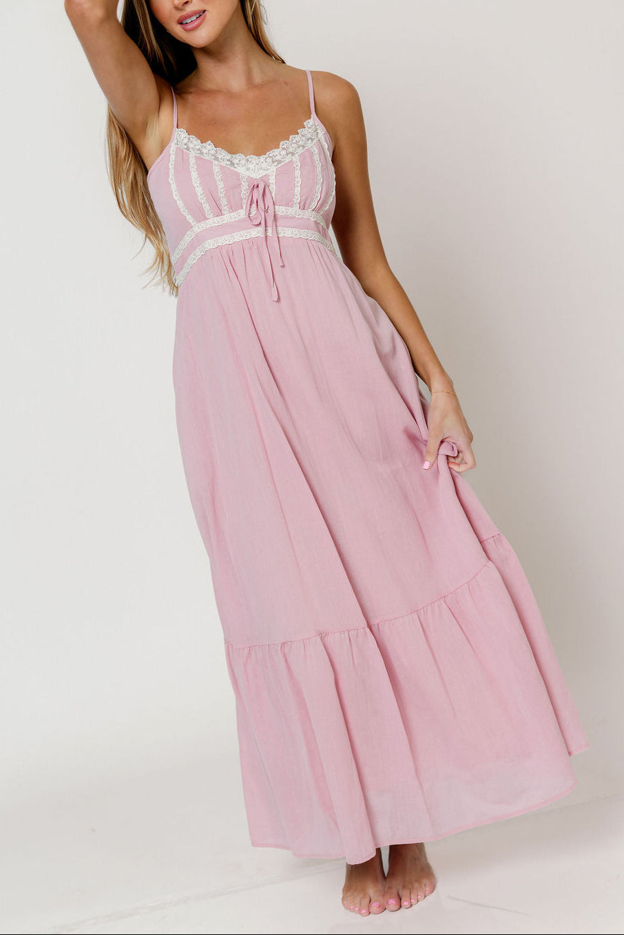 Faye 100% Cotton Lace Detail Maxi Dress in Dusty Pink – Worth Collective