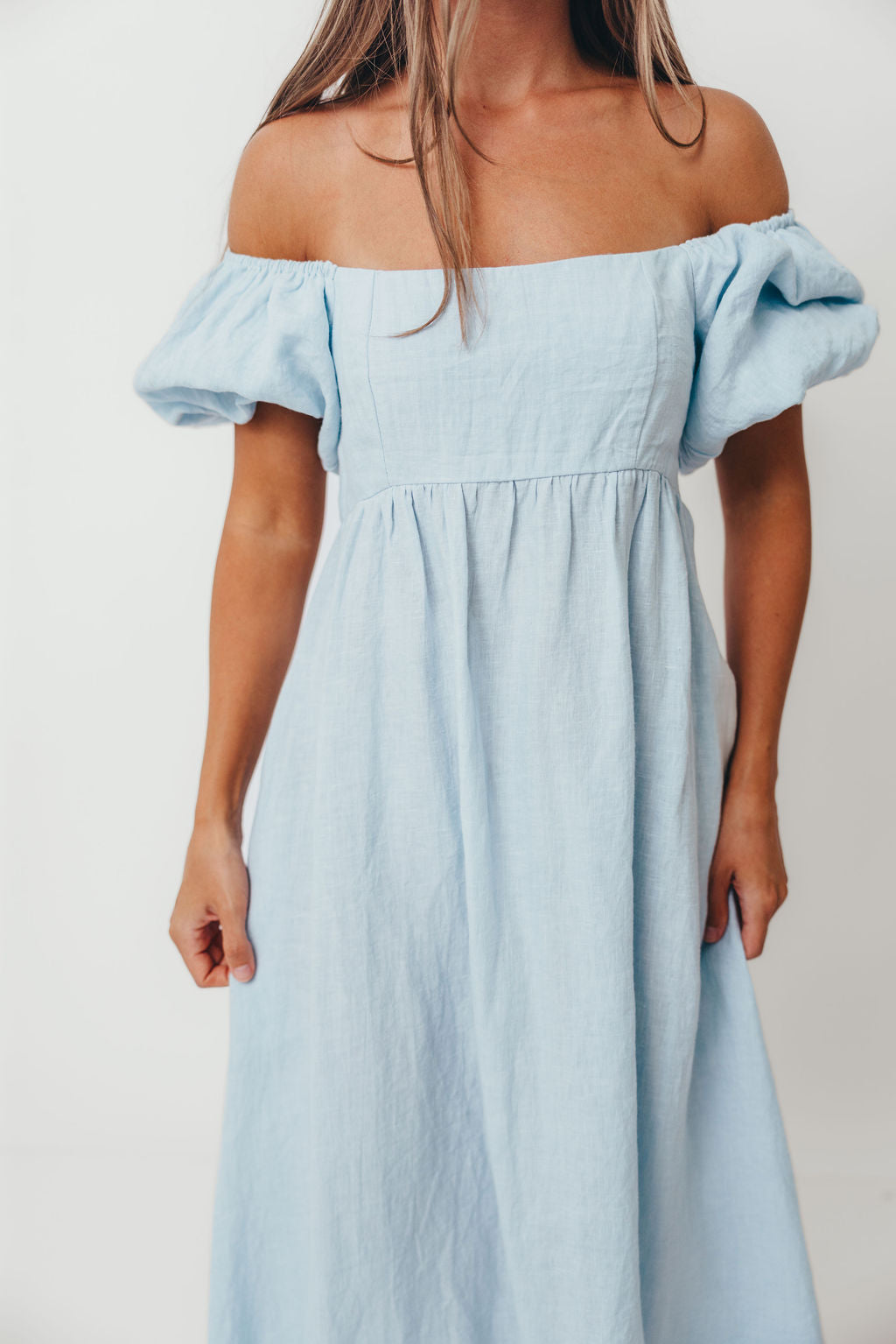 Candace Linen Maxi Dress in Light Blue - Bump Friendly *11/7 PRE-ORDER*