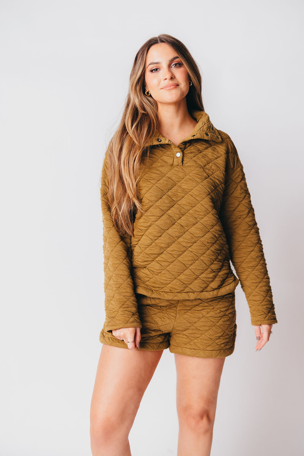 Luxe Quilted Pullover and Shorts Set in Olive