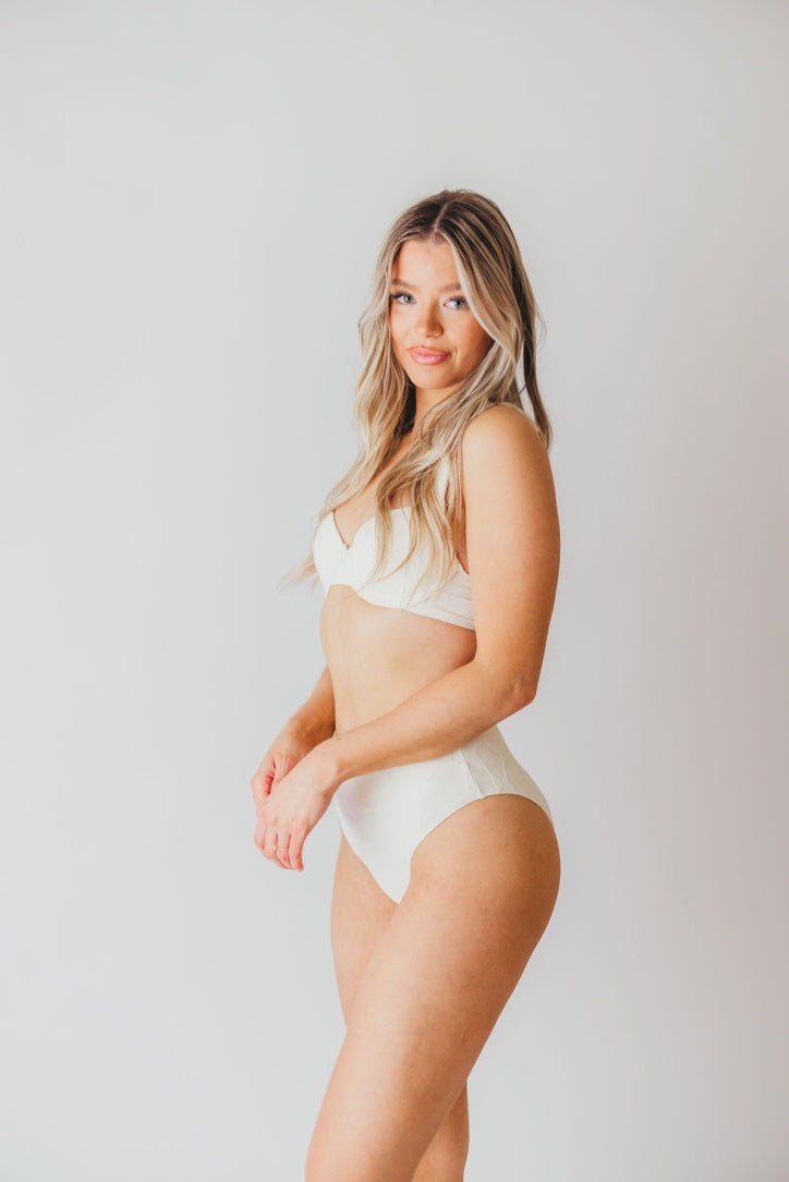 Bali Bikini Top in Natural